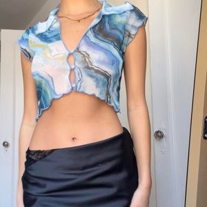 Urban Outfitters Blue Shaded Short Sleeve Collared Crop Top